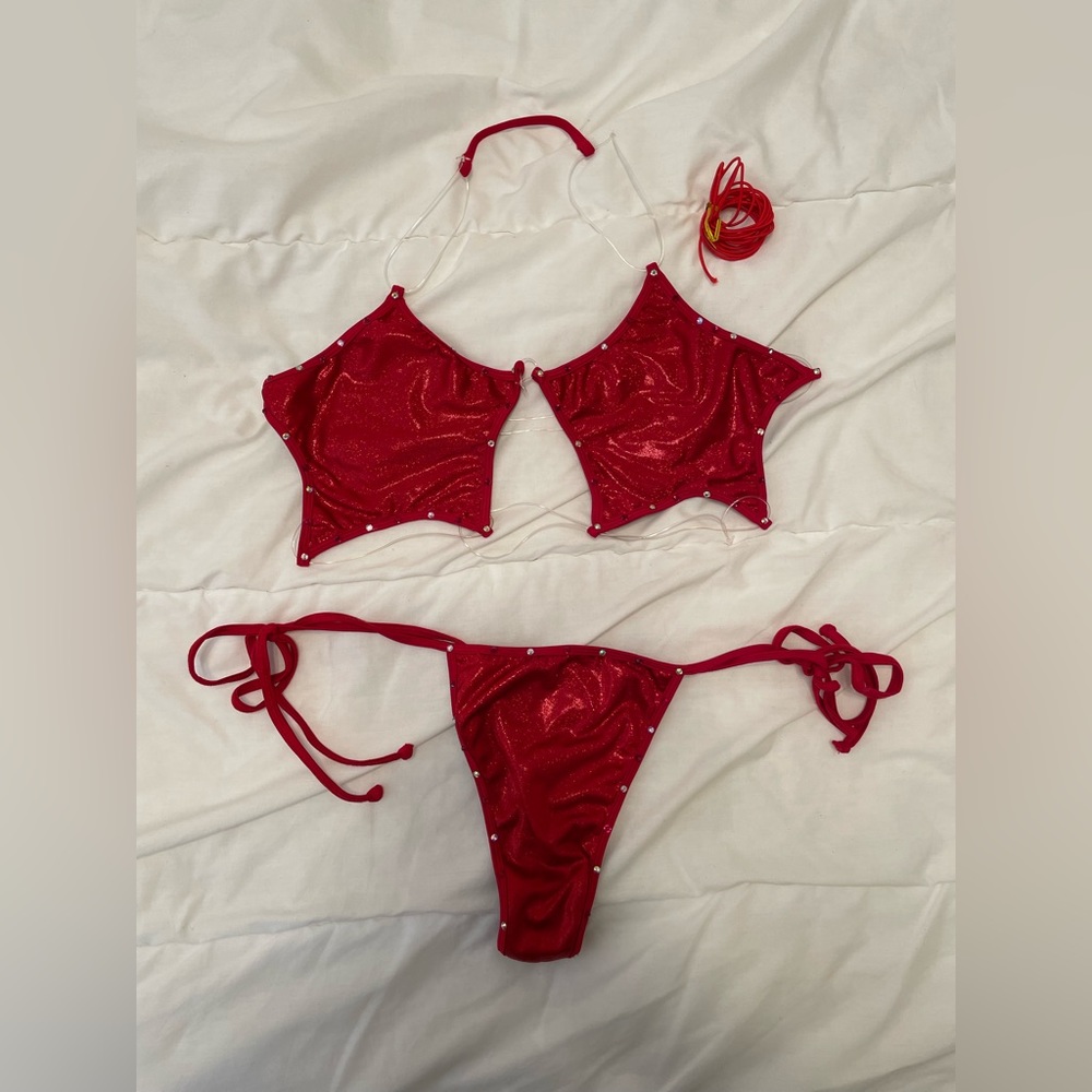 Hand-rhinestoned Exotic Dancewear 2pc Side Tied Shiny Red Bikini Set w Star Top